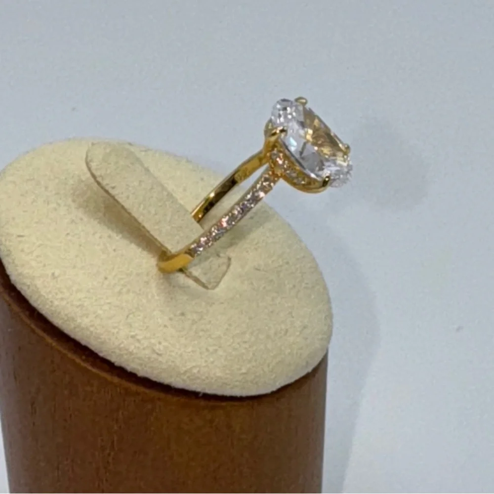 18k 3ct Oval Cut Ring - Picture 10 of 15